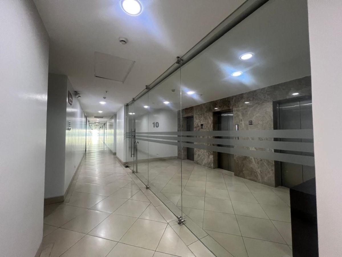 Vendo o Alquilo Oficina Sky Building, Guayas — imagen 7