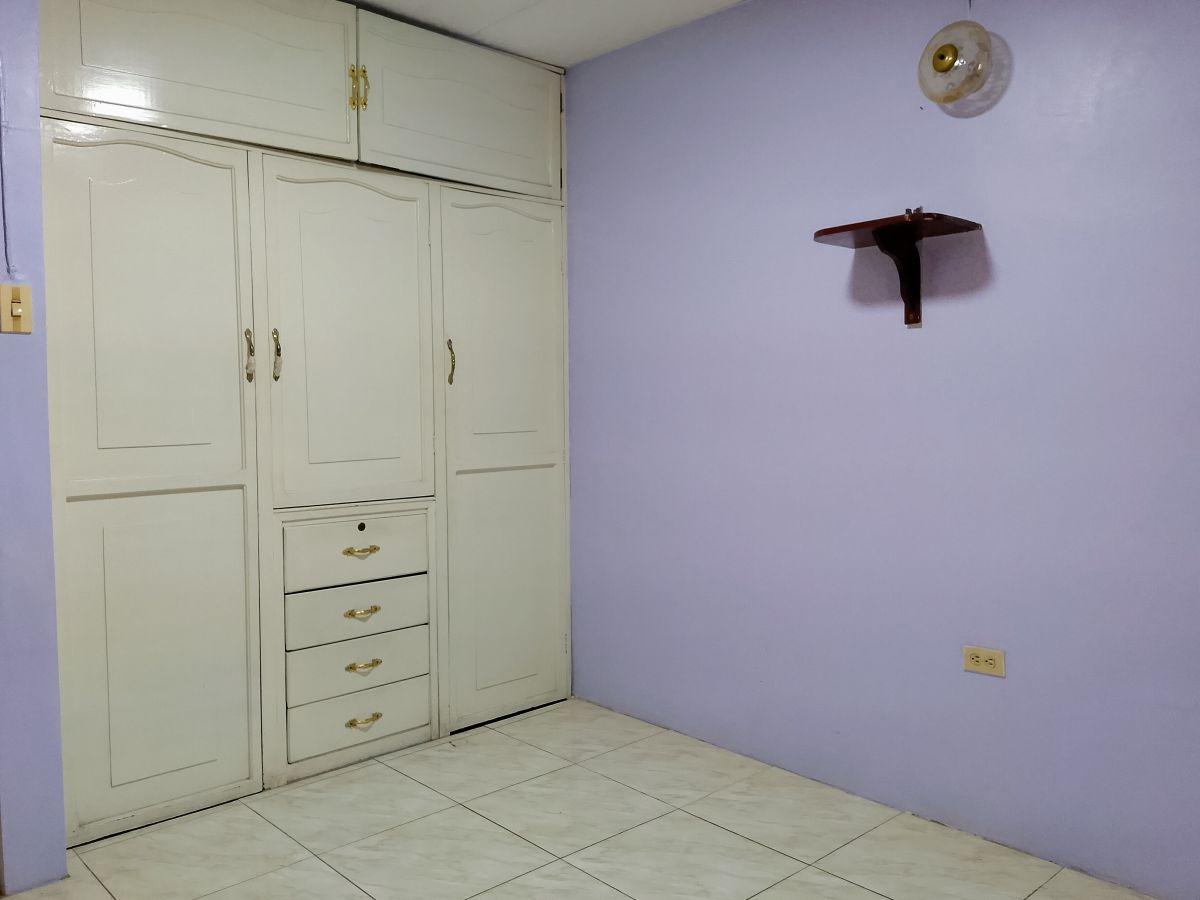 Vendo Amplia Casa en Pradera 3 - A. Jurado, Guayas — imagen 4