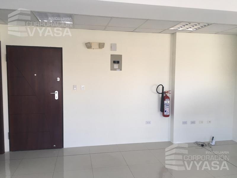 Av República - Cerca a La Av 10 de Agosto Linda y Luminosa Oficina de Venta de 53 m² — imagen 6