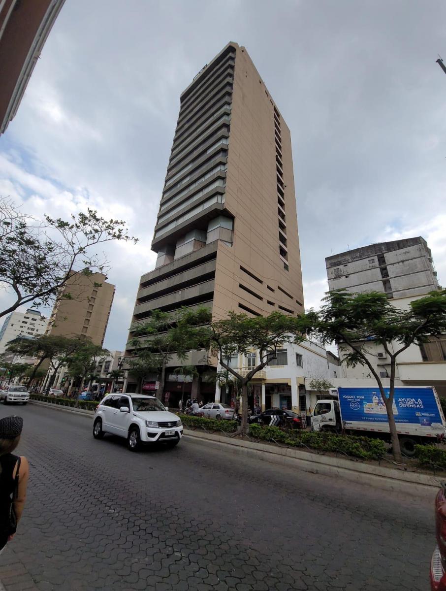 En Venta Oficina #3 en El Centro de Guayaquil Mae. Recalde, Guayas — imagen 9