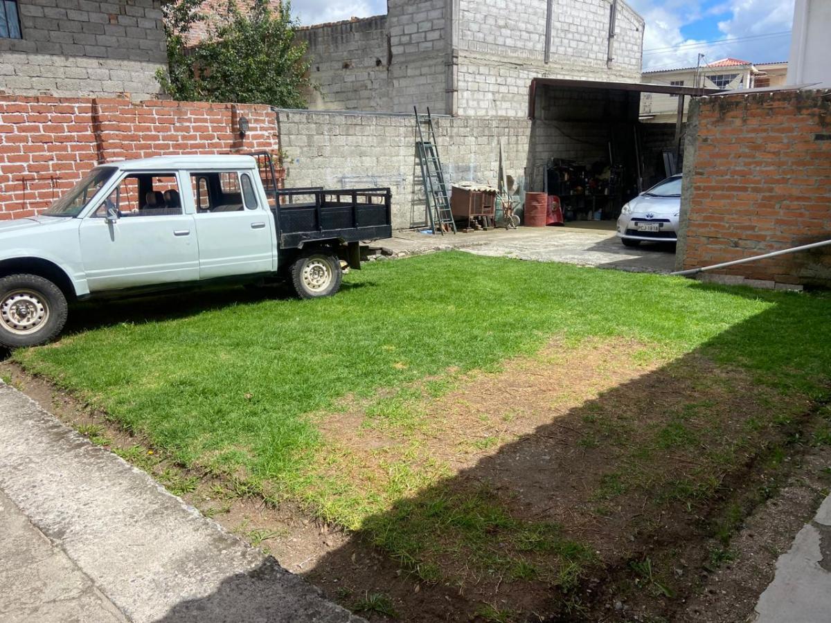 Terreno en Venta, Uso Comercial. Sector Abelardo J Andrade, Azuay — imagen 9