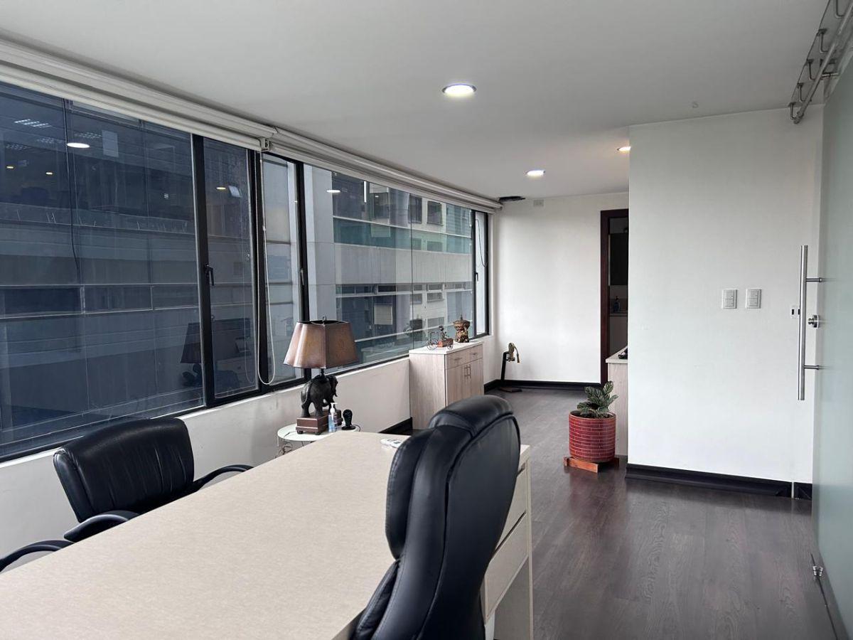 Oficina en Venta Av de Los Shyris Centro Financiero — imagen 4