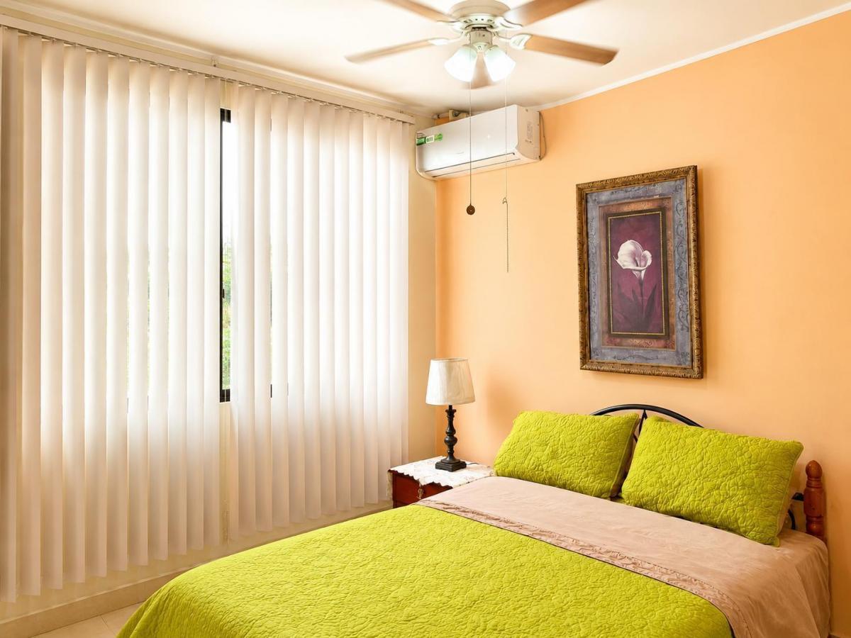 Departamento Amoblado de Venta en Urb. Ceibos Norte, Guayas — imagen 6