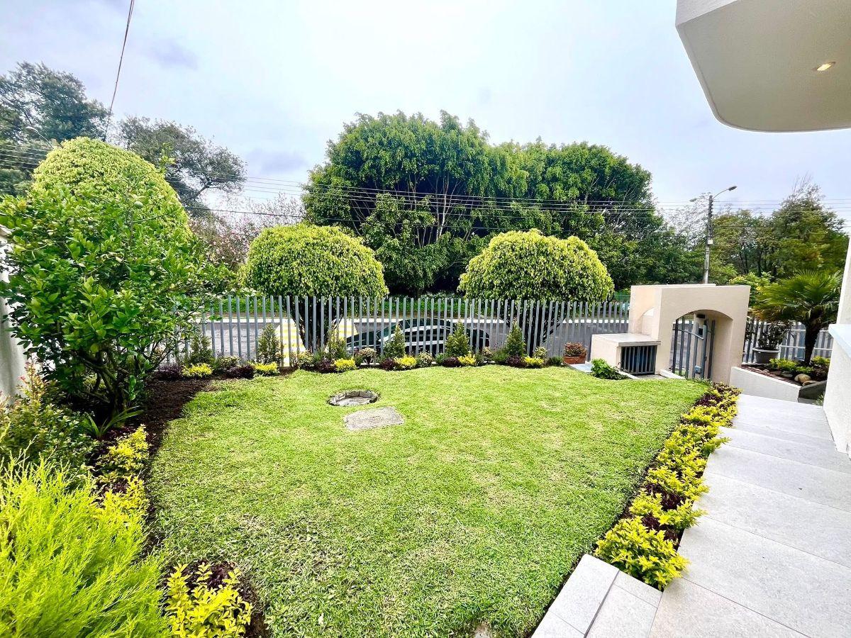 Cumbayá – Urbanización San Isidro | Vendo Amplia Casa de 500 m² de Construcción en 550 m² de Terreno — imagen 10