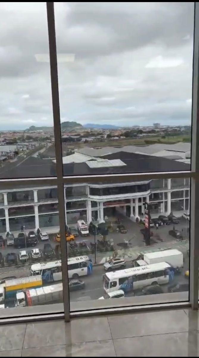 Vendo Oficina Edificio Platinum Ave León Febrescordero - Aurora Diagonal Centro Comercial El Dorado, Guayas — imagen 7