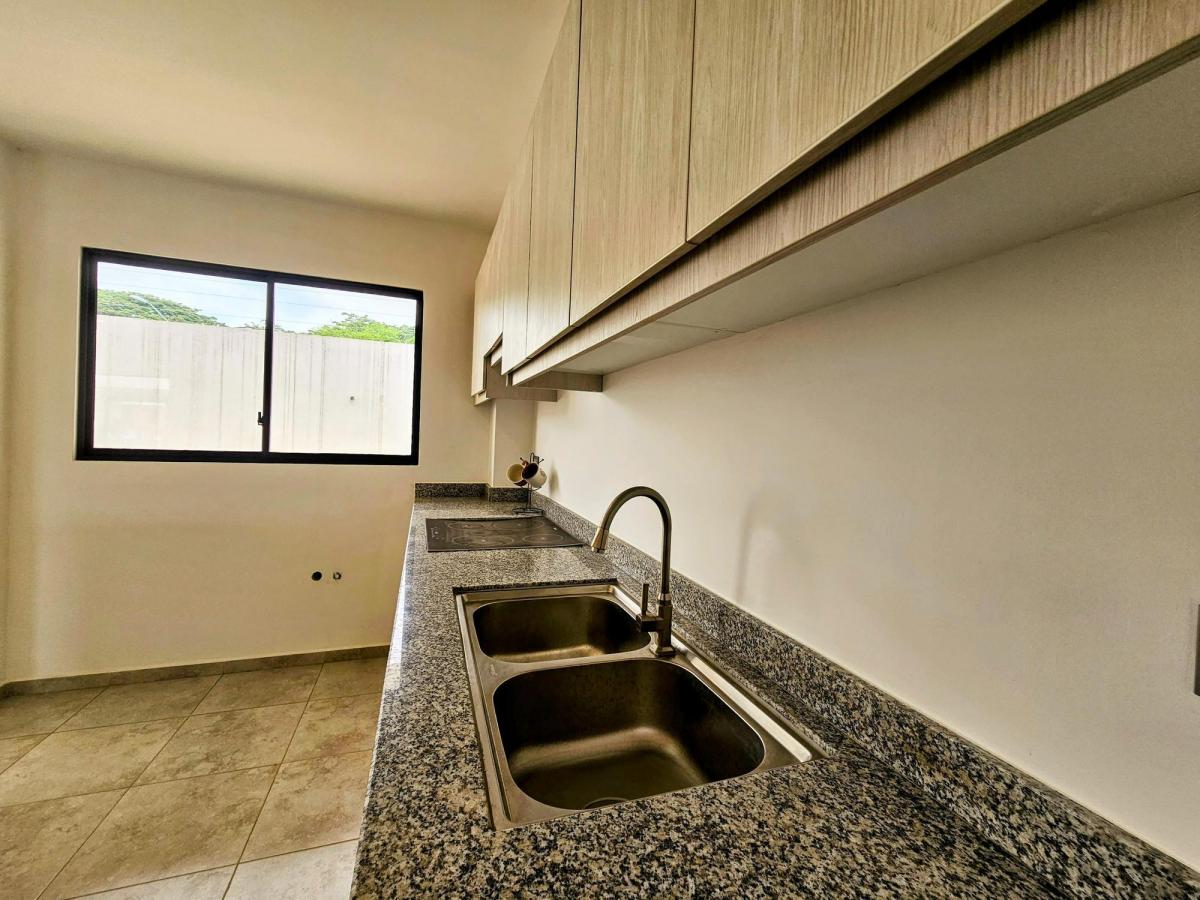 Vendo Casas, Urb, Barú Jardín Portoviejo, 3 Dorm., Manabí — imagen 5