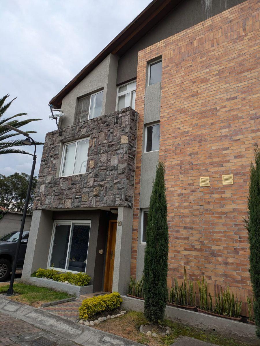 Casa de Venta 4 Dorm., Sector La Primavera — imagen 9