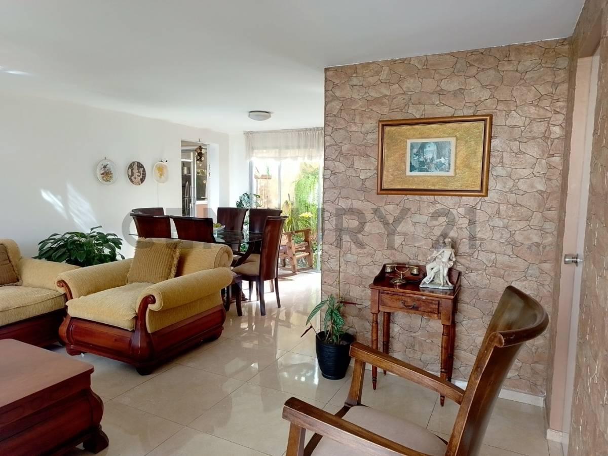 En Venta Casa Esquinera Norte de Quito Ant — imagen 2