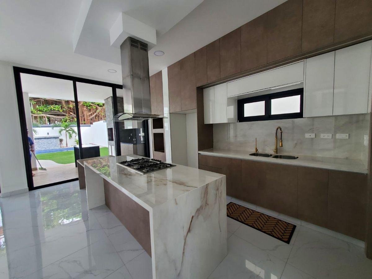 Venta de Casa 3 Habitaciones, Piscina en Isla Mocoli Etapa Dubai / Samborondon, Guayas — imagen 6