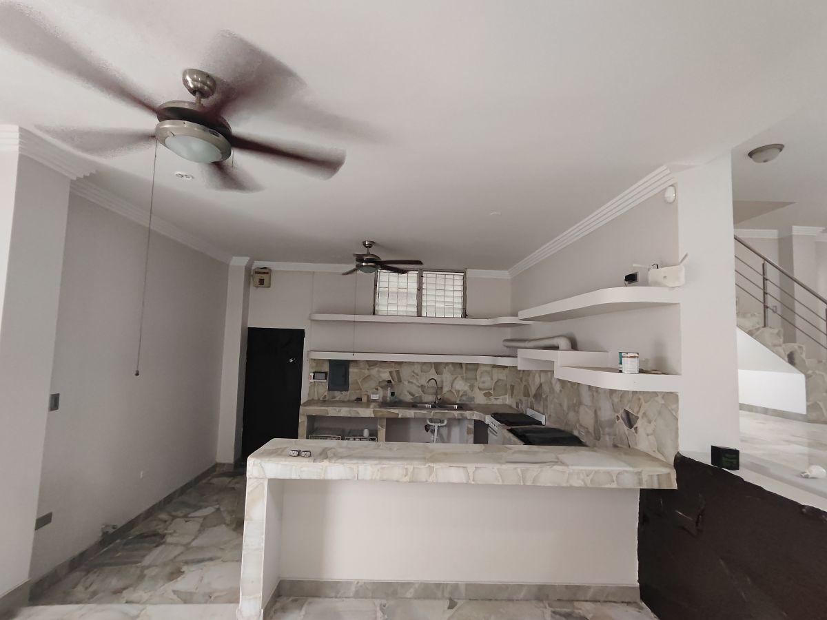 Casa en Venta – Garzota 1 - Residencial - Comercial Oportunidad - Y. Vásquez, Guayas — imagen 2