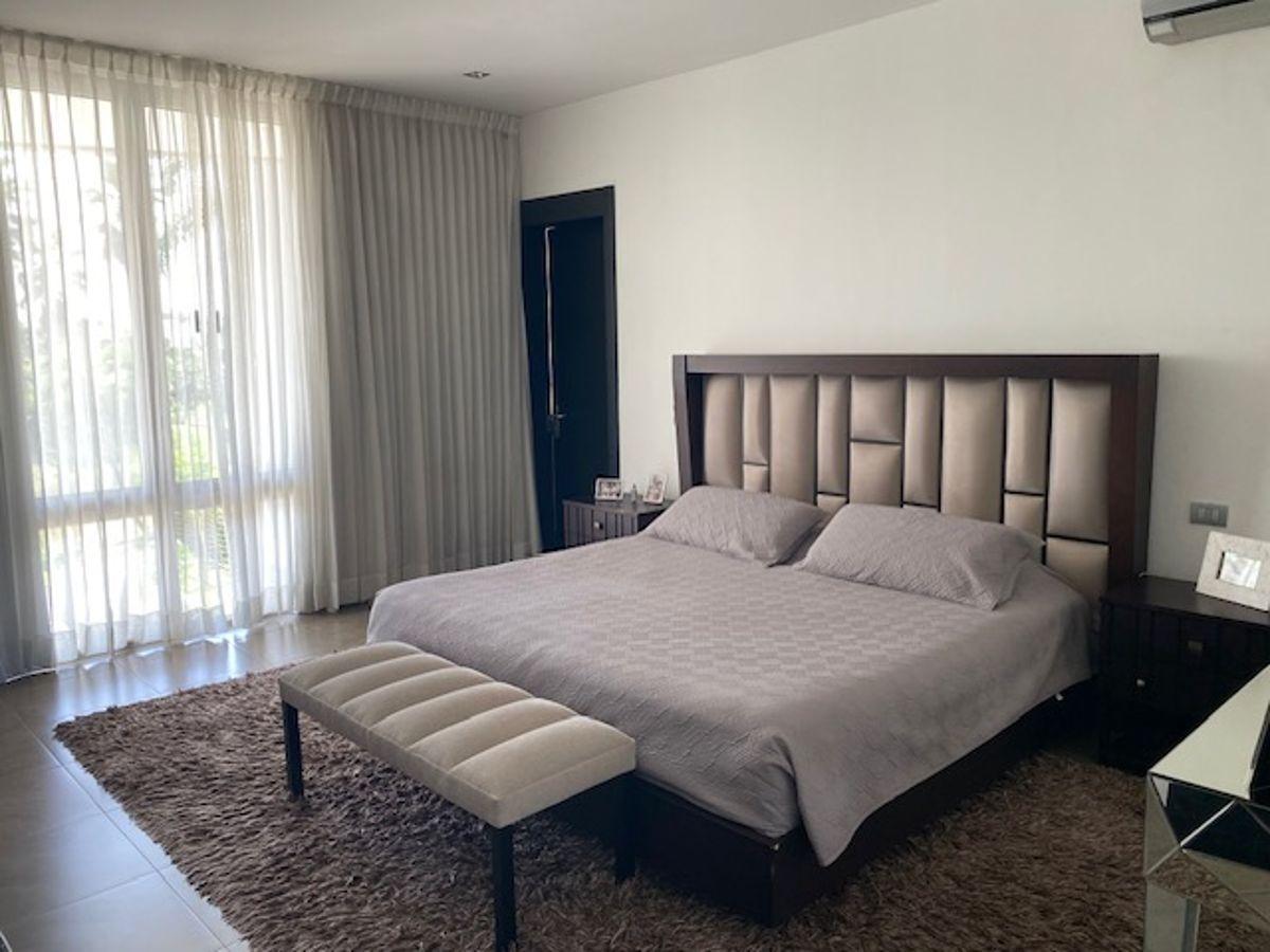Oportunidad Casa Moderna, 4 Dormitorio Todos con Baño, Estudio en Planta Baja con Baño Completo, Guayas — imagen 3