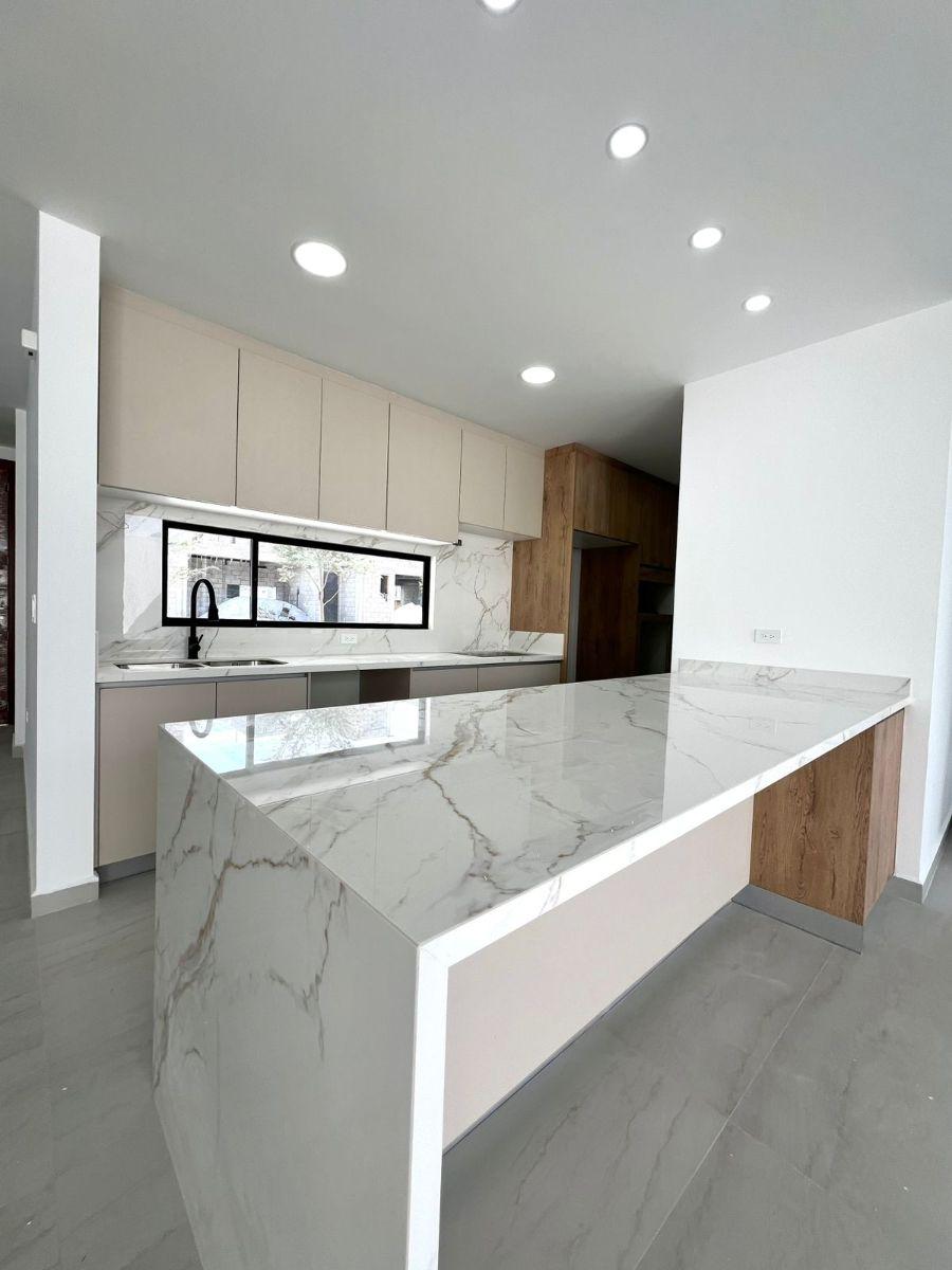 Casa en Venta a Estrenar, Conjunto con Piscina, Tumbaco — imagen 8