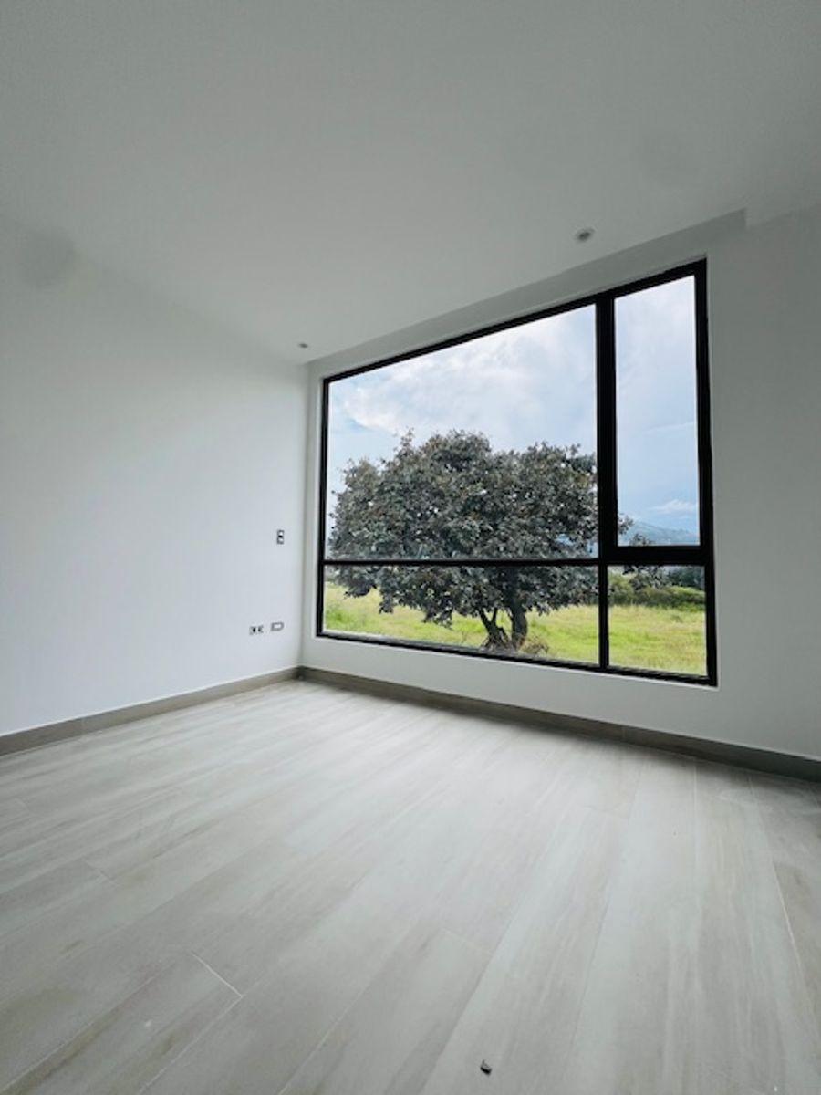 Casa en Venta a Estrenar, Conjunto con Piscina, Tumbaco — imagen 6