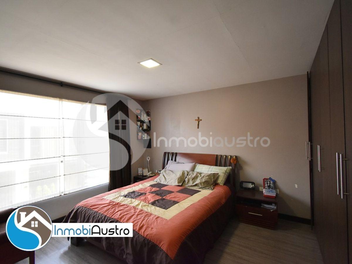 Challuabamba, Venta de Hermosa Casa Dentro de Condominio, Azuay — imagen 3