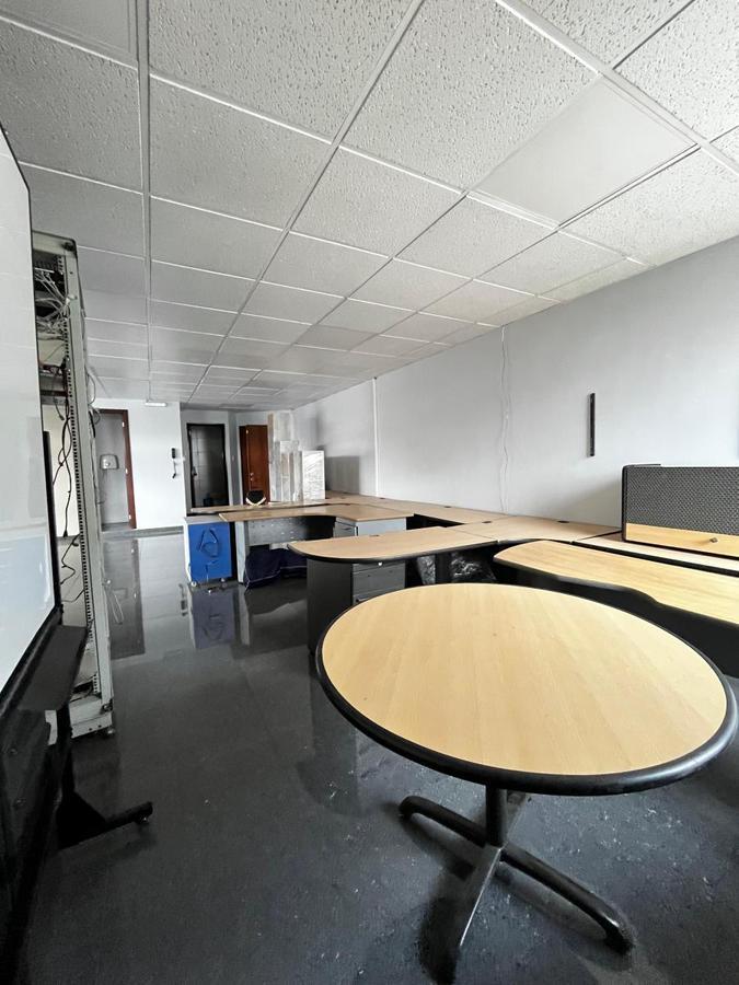 Oficina Remodelada de Venta en La República, La Carolina — imagen 2