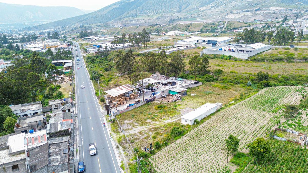 Terreno Comercial en Venta - San Antonio de Pichincha — imagen 7
