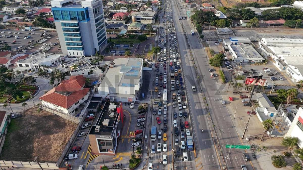 Terreno Multifamiliar en Av Los Bomberos Frente a Los Ceibos Ales, Guayas — imagen 2