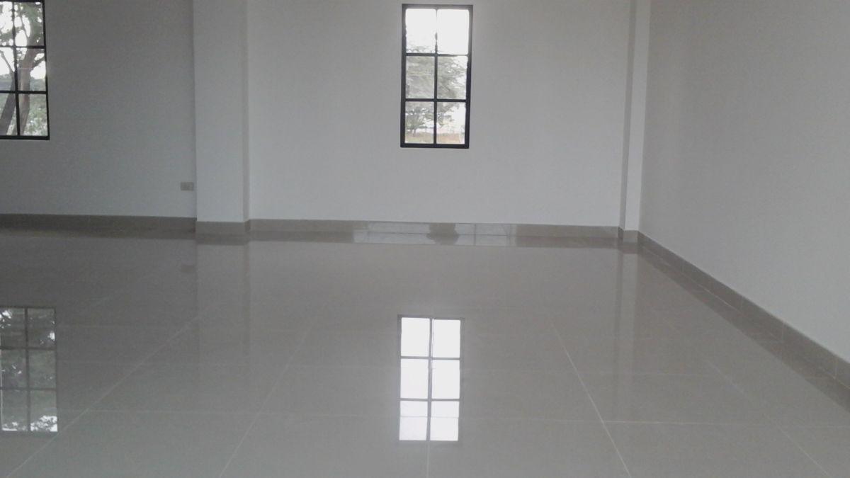 Venta de Oficina en Plaza Sambocity, Guayas — imagen 7