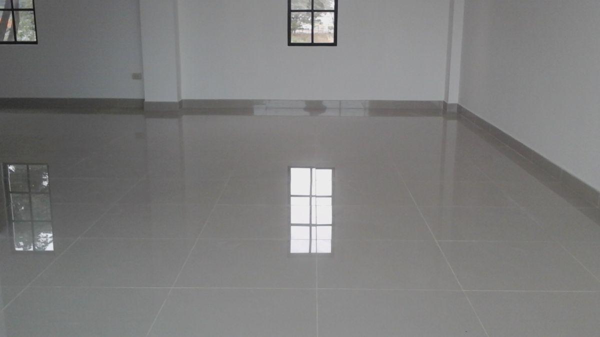 Venta de Oficina en Plaza Sambocity, Guayas — imagen 6