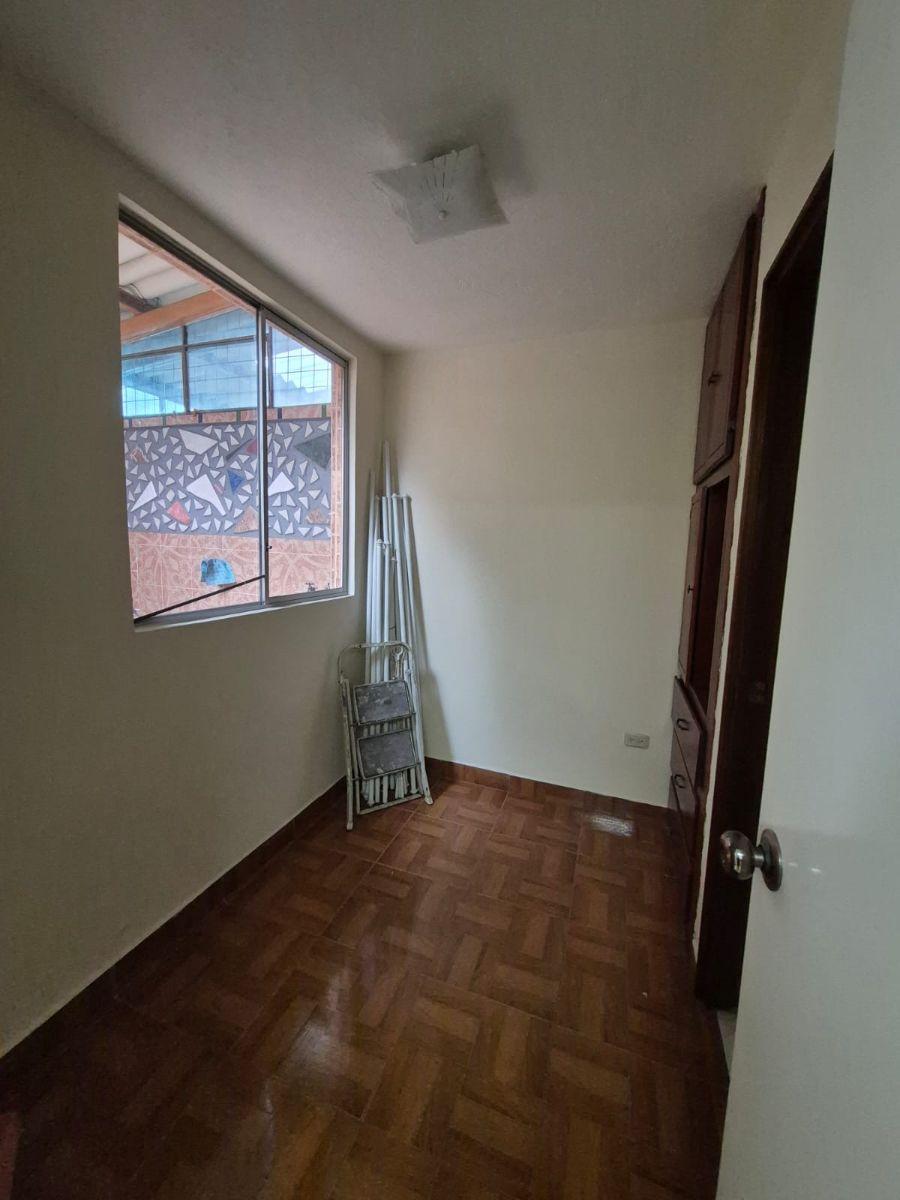 Sangolquí Vendo Amplia Casa en Conjunto — imagen 7