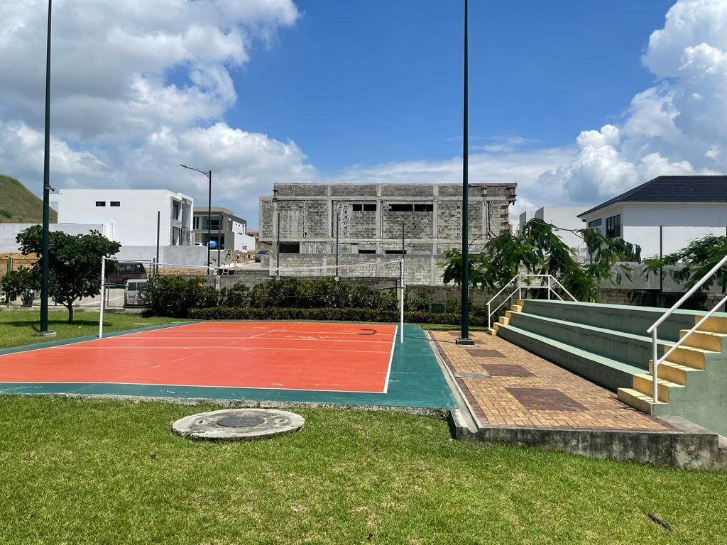 Terreno en Venta, 590 m², Urbanización Condado de Vicolinci, La Aurora, Guayas — imagen 2