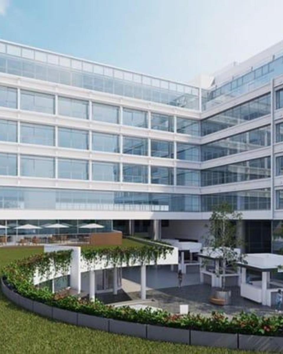 Arcos Plaza Oficina Amoblada en Venta, Guayas — imagen 2