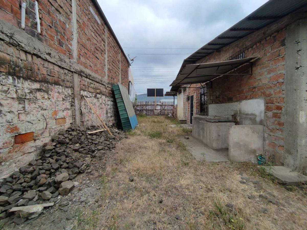 Terreno Comercial Esquinero de Venta en Portoviejo, Manabí — imagen 6