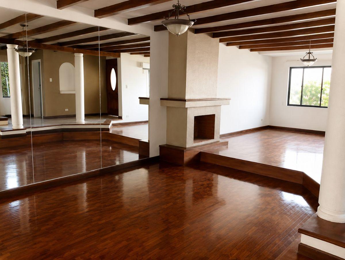 Casa con Jardin 300 m - Urbanizacion Privada — imagen 9
