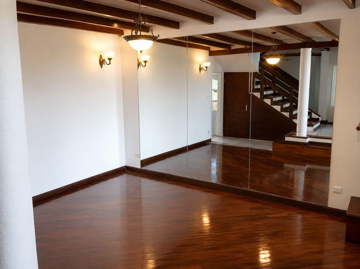 Casa con Jardin 300 m - Urbanizacion Privada — imagen 8
