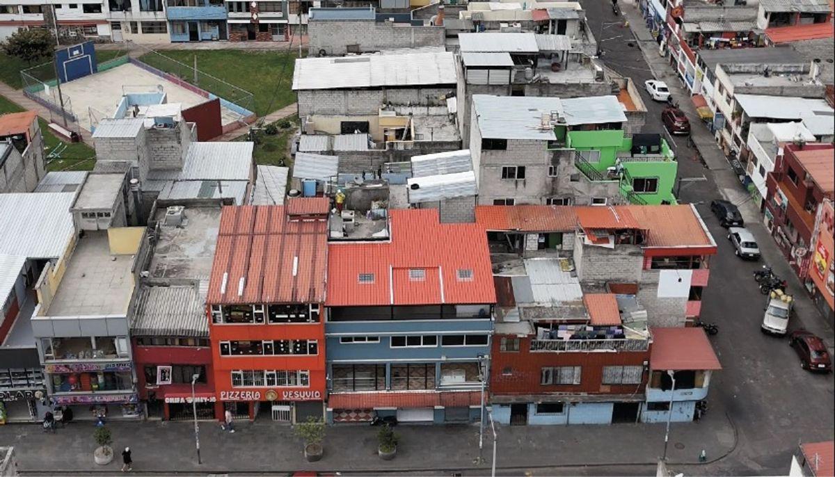 Casa Comercial en Venta Solanda Calle J 210 m² — imagen 9
