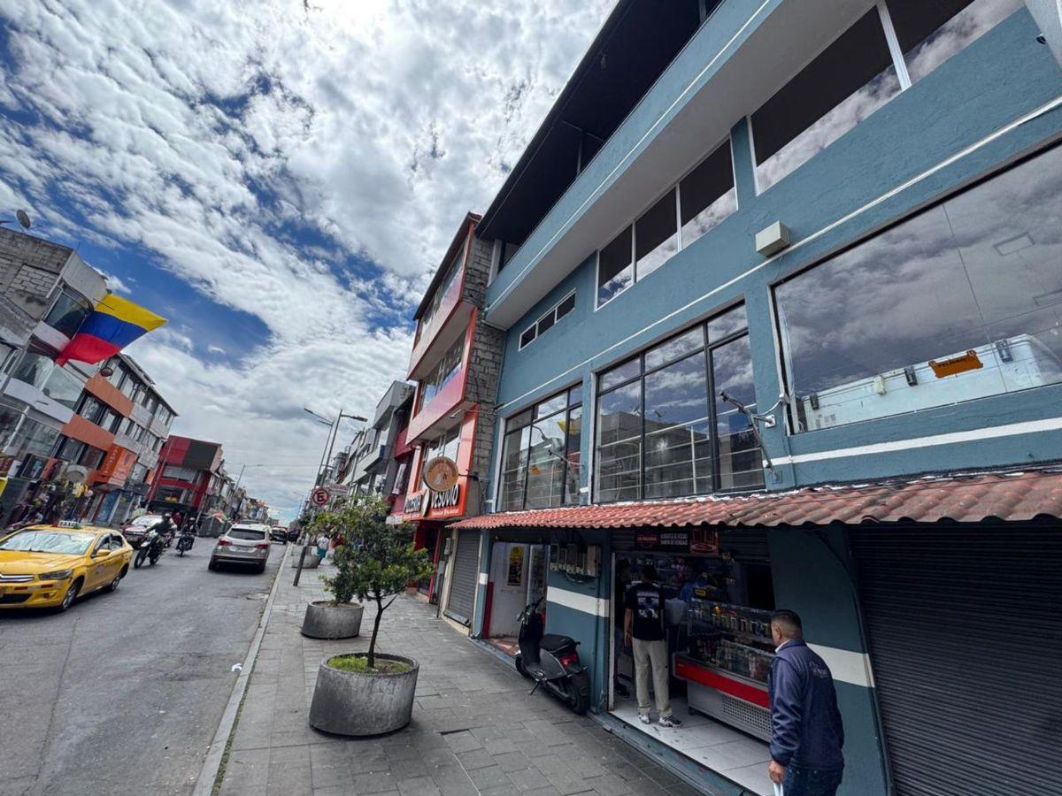 Casa Comercial en Venta Solanda Calle J 210 m² — imagen 7