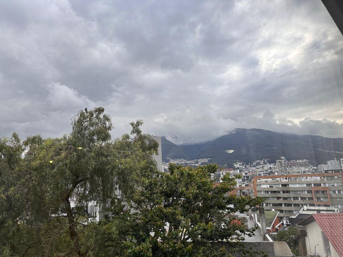 Vendo / Rento Casa Comercial Batan Alto Excelente Ubicacion — imagen 8