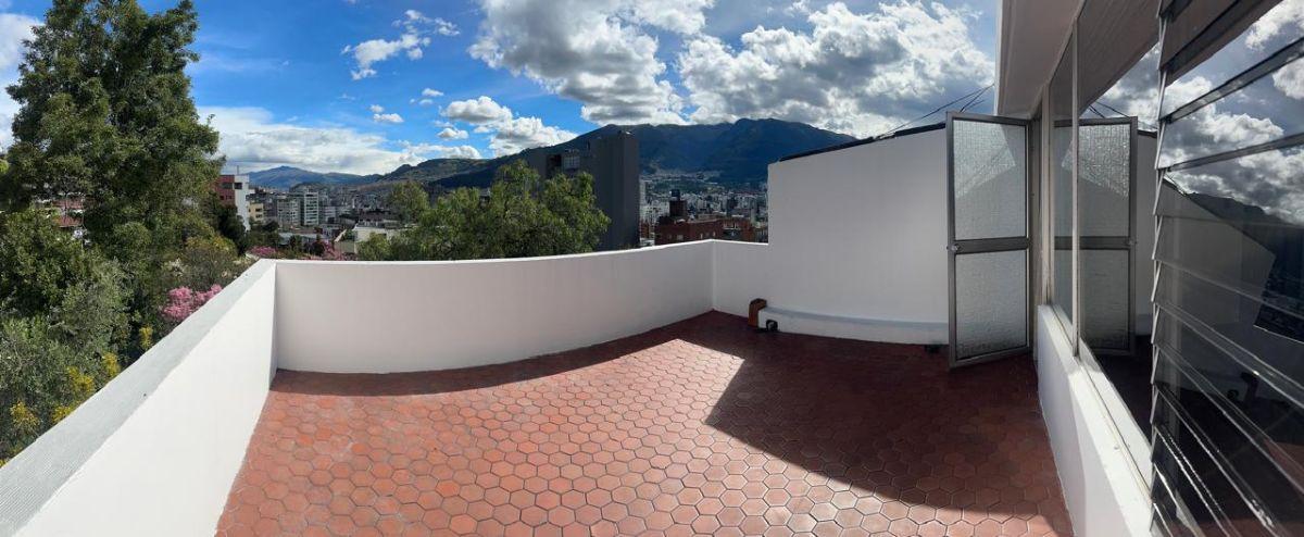 Vendo / Rento Casa Comercial Batan Alto Excelente Ubicacion — imagen 7