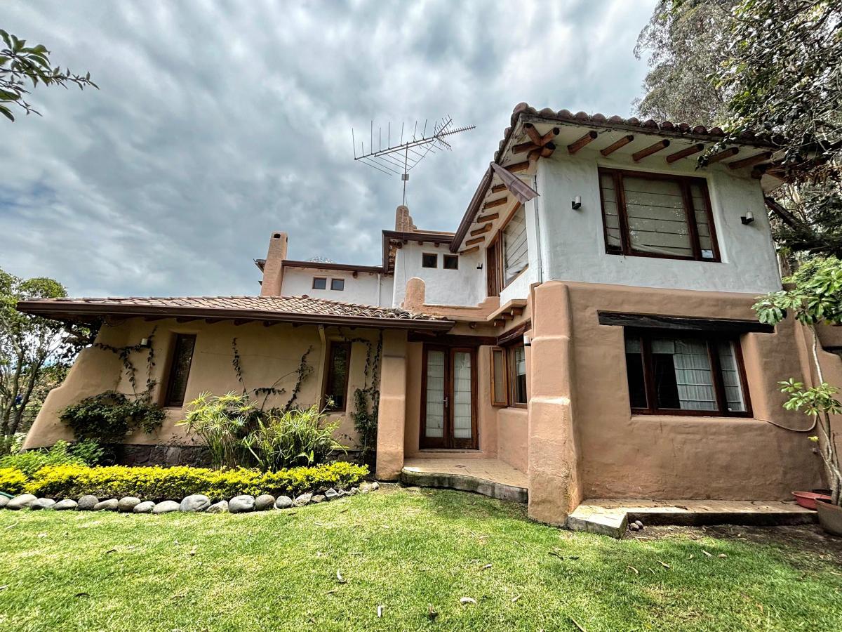 Se Vende Casa en Nayon — imagen 9