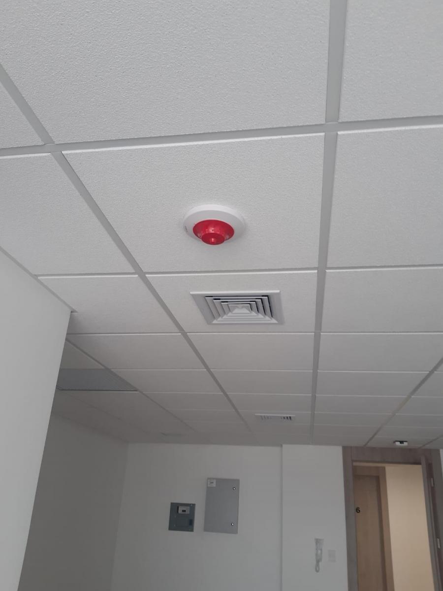 Oficinas por Estrenar en Venta - Edificio Platinium Ciudad Millenium - Daule, Guayas — imagen 4