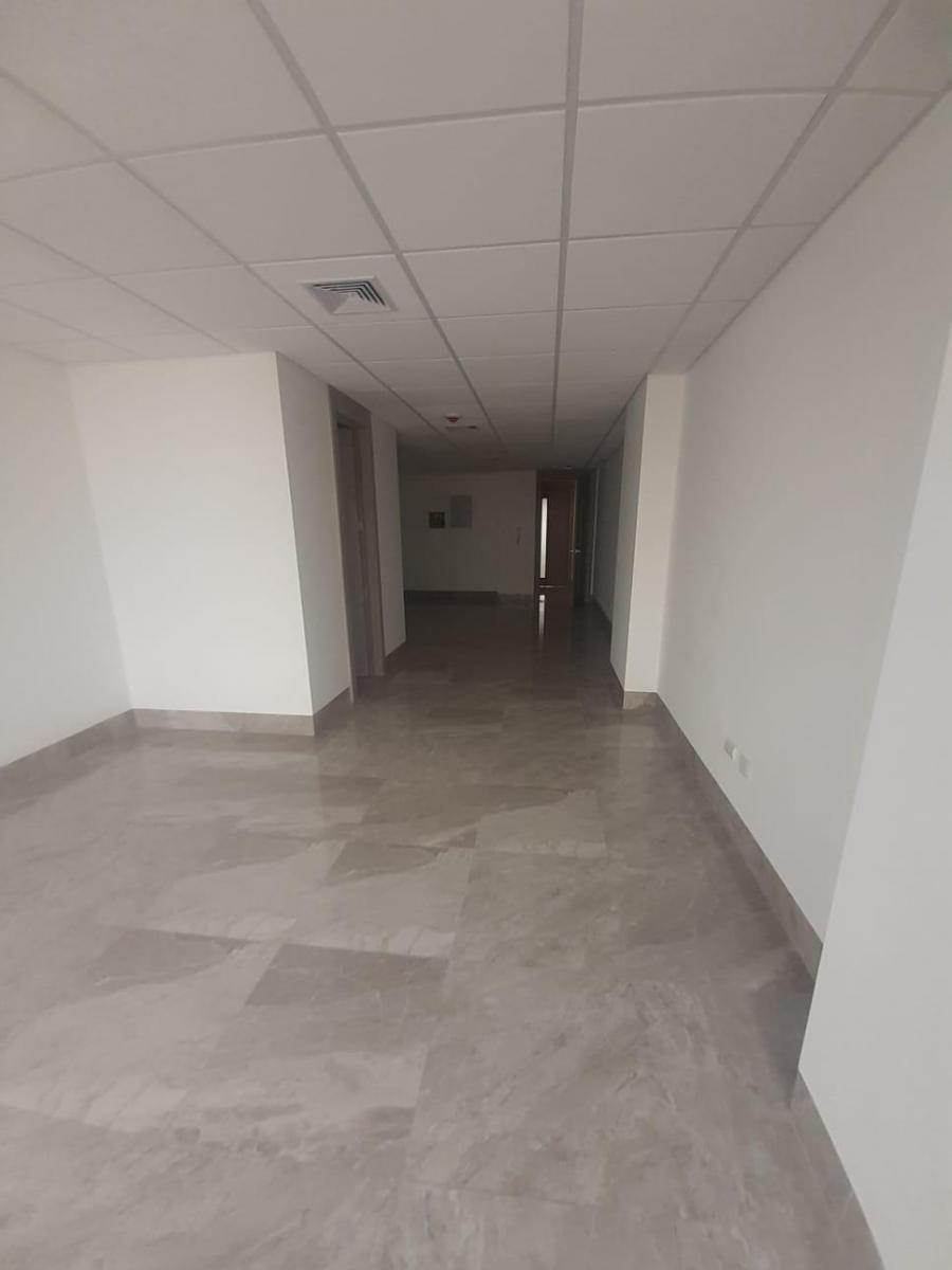 Oficinas por Estrenar en Venta - Edificio Platinium Ciudad Millenium - Daule, Guayas — imagen 3