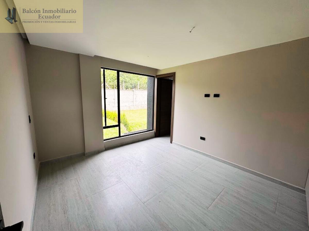 Casa en Venta Exclusivo Conjunto - Tumbaco — imagen 4