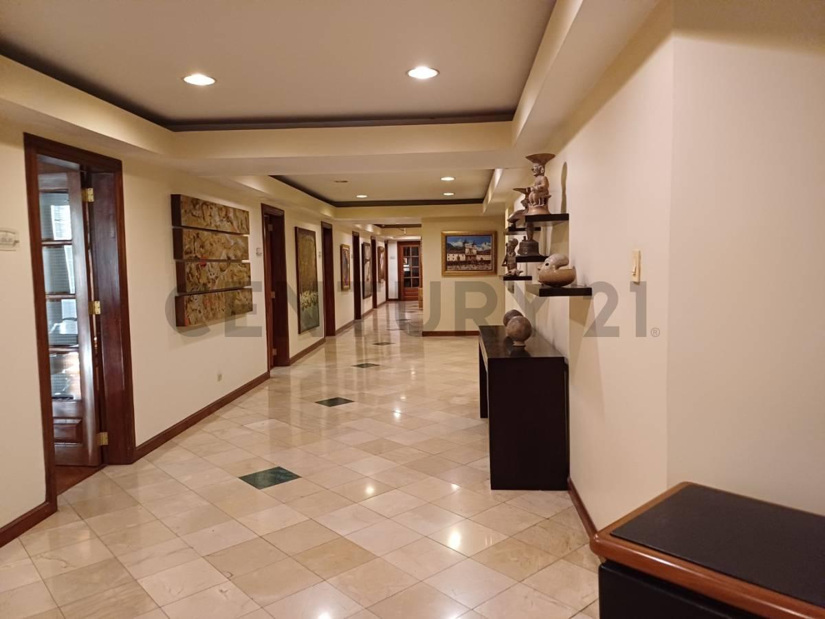 En Venta Oficina de 909 Mtrs Av Amazonas La Mariscal, Quito — imagen 10