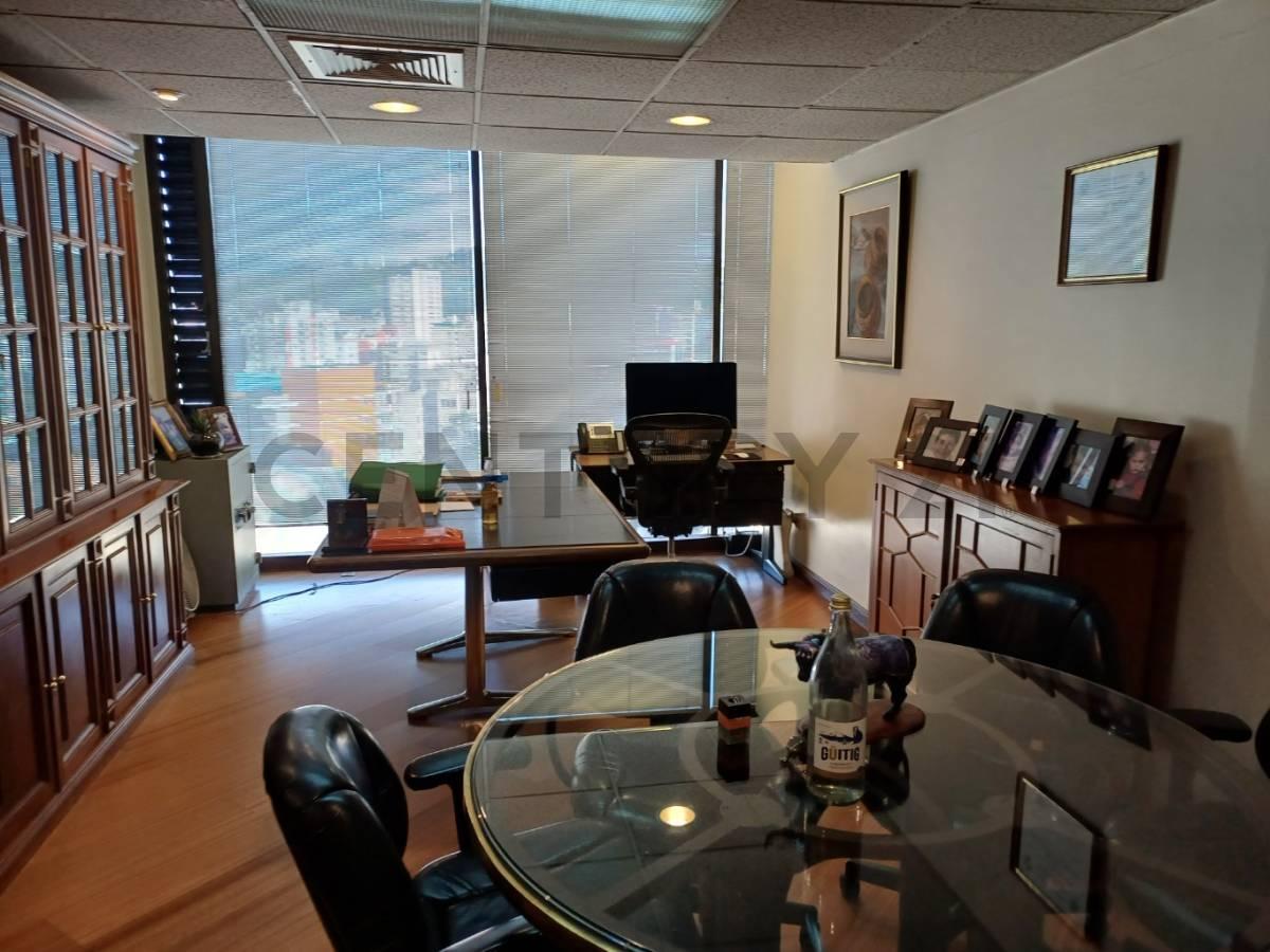 En Venta Oficina de 909 Mtrs Av Amazonas La Mariscal, Quito — imagen 7