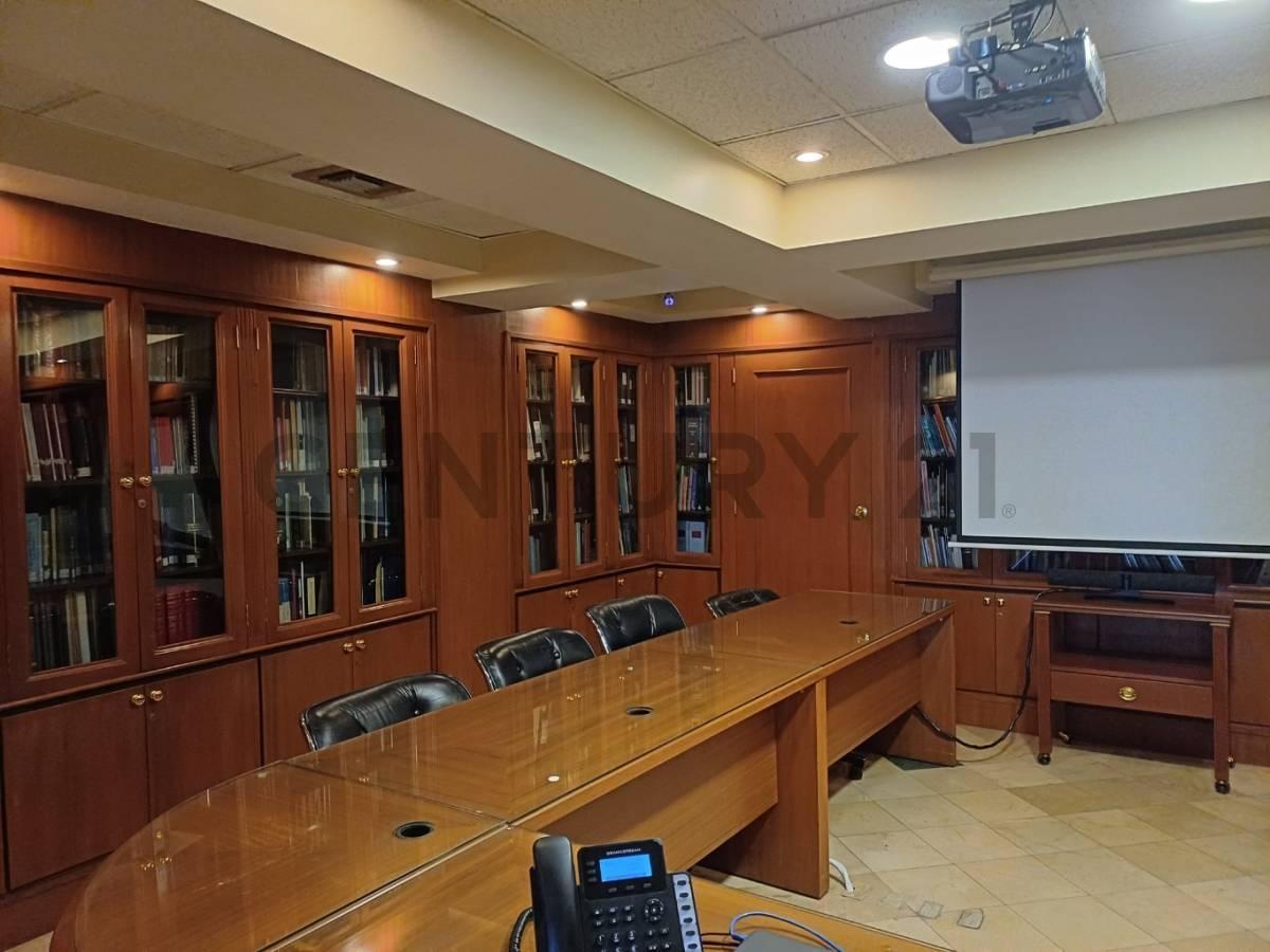 En Venta Oficina de 909 Mtrs Av Amazonas La Mariscal, Quito — imagen 6