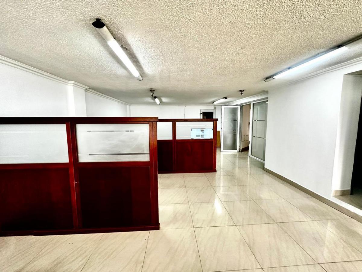 Oportunidad, en La Carolina, en Venta, Sin Muebles, Junto Al Cci, Cerca Al Metro — imagen 6