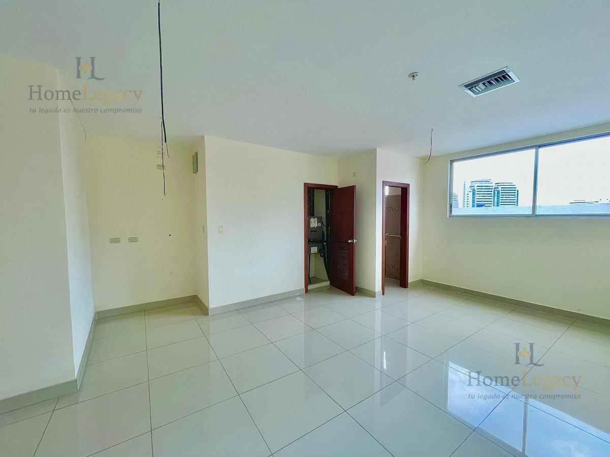 Venta de Oficina Corporativa en Zona Empresaria Kennedy Norte Aa, Guayas — imagen 9
