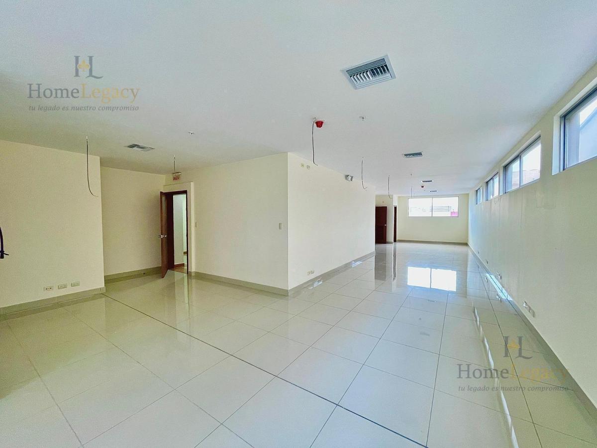 Venta de Oficina Corporativa en Zona Empresaria Kennedy Norte Aa, Guayas — imagen 8