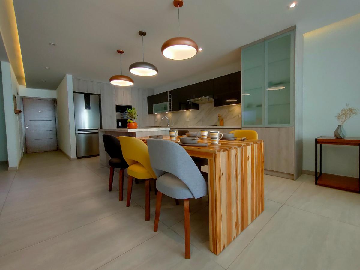 Venta Departamento con Patio 3 Dorm. El Inca — imagen 10