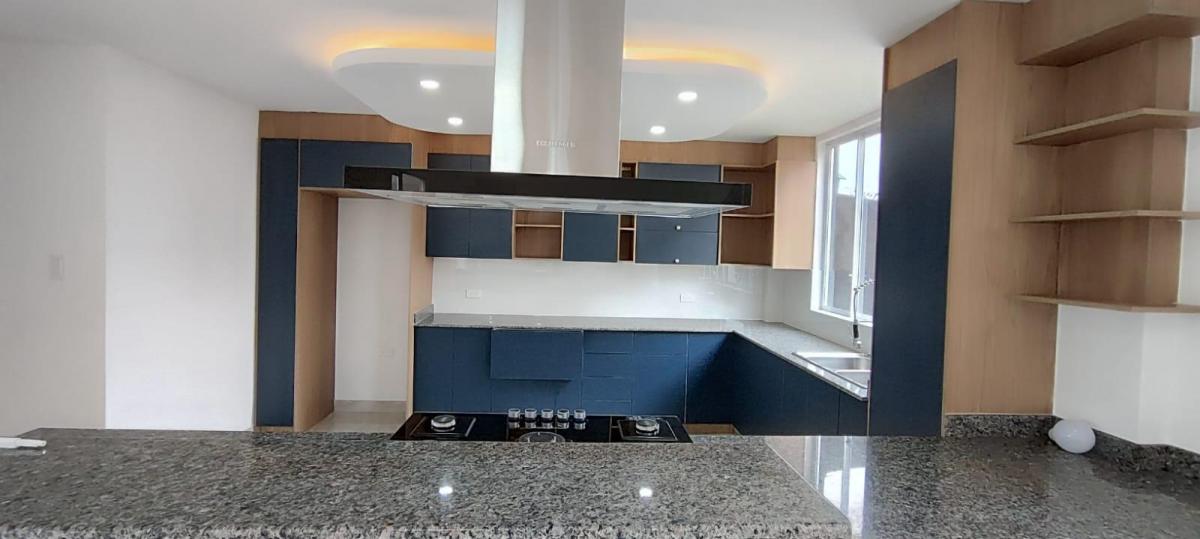 Venta Casa Nueva con 446 m² Totales, 3 Dorm. en Venta en Tumbaco — imagen 3