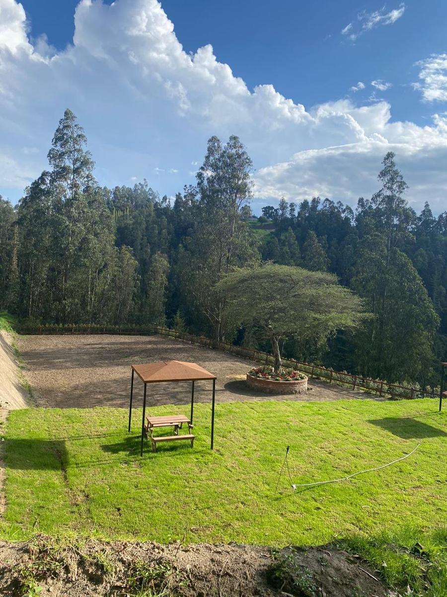 Terreno Campestre Dentro de Urbanizacion en Ascazubi — imagen 8