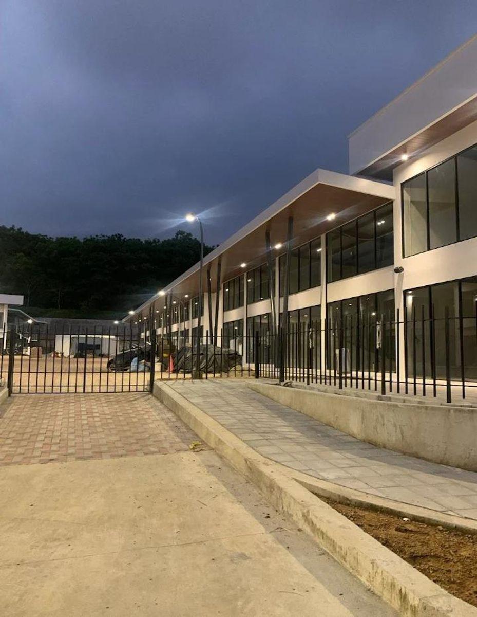 Oficina Comercial de 86.780 m² en Venta y Alquiler en La Aurora, Guayas — imagen 8