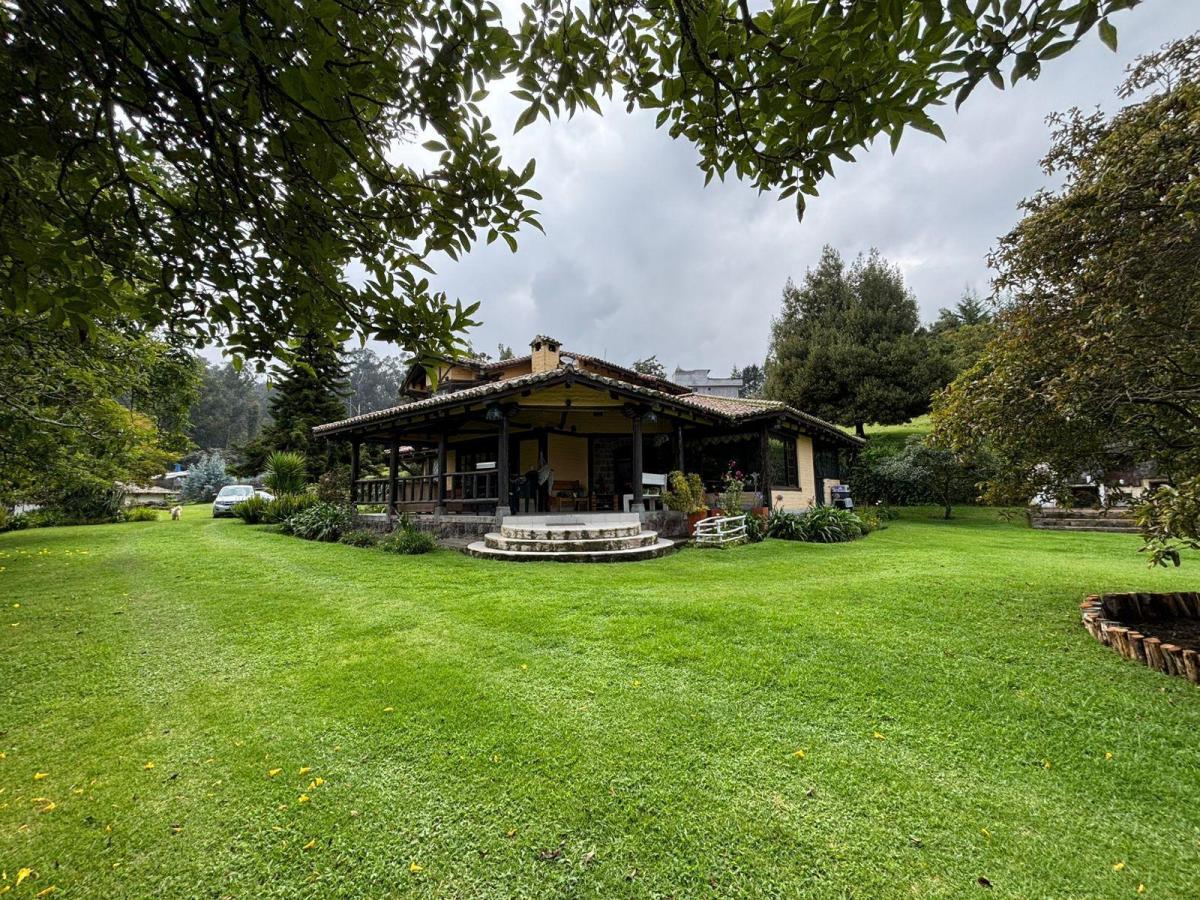 Terreno con 2 Casas de Venta en Yaruqui — imagen 6