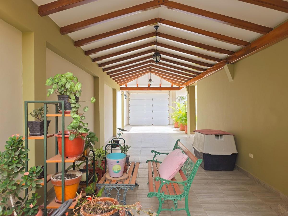 Vendo Casa, Manta 2000, de Cinco Dorm. con Acceso a Terraza, Manabí — imagen 7