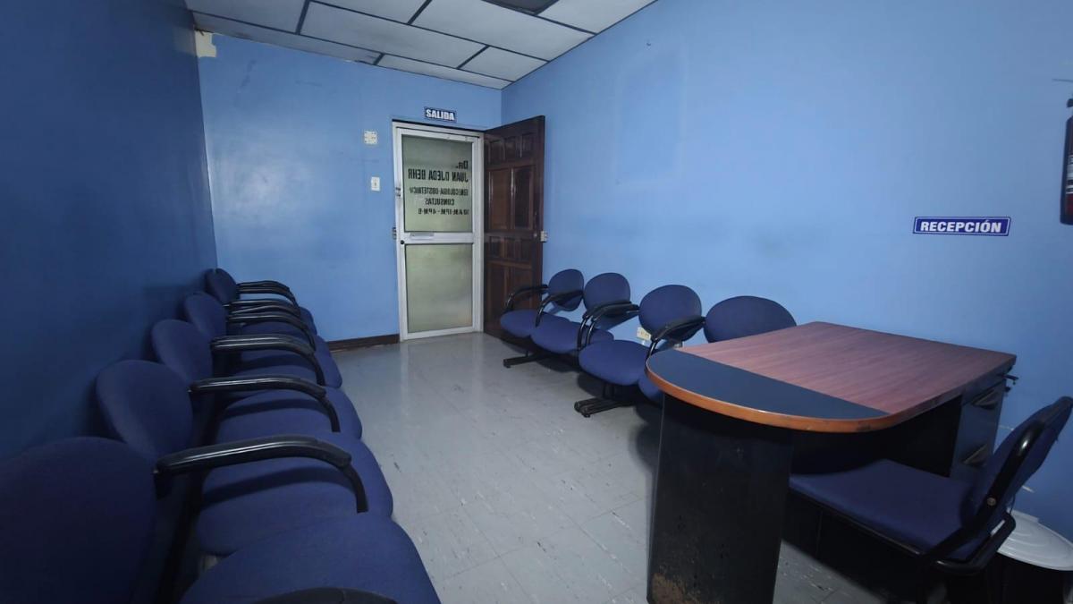 En Venta Oficina - Consultorio Centro de Guayaquil (Jkcal), Guayas — imagen 2